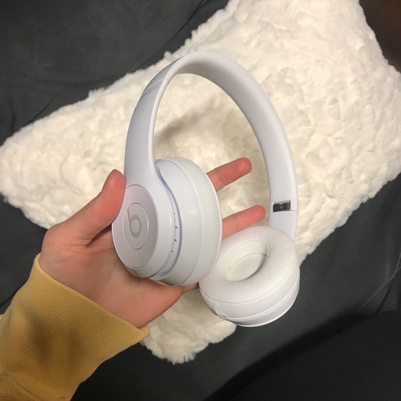 Beats Accessories - Beats Solo3 Wireless Headphones